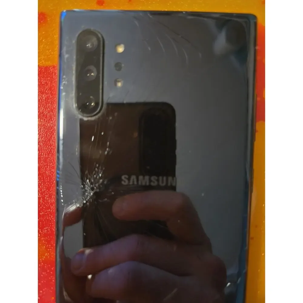 Samsung Galaxy Note10+ 256GB Cracked Screen/Back...READ DETAILS!!